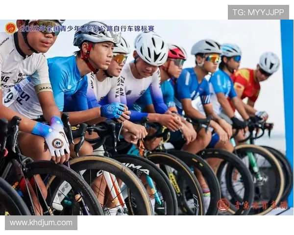 自行车选手赛后的新生体验